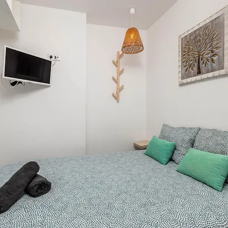 Duplex Com Vista Mar A Passos Da - Just Sezimbra