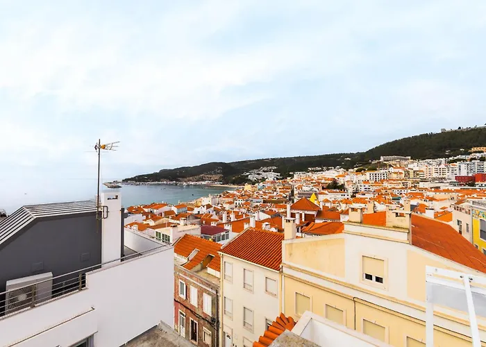 Apartamento Duplex Com Vista Mar A Passos Da - Just Sezimbra Sesimbra